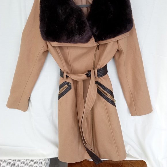Via Spiga Women's Brown Trench Coat with Faux Fur Collar Sz 10 - Picture 10 of 11